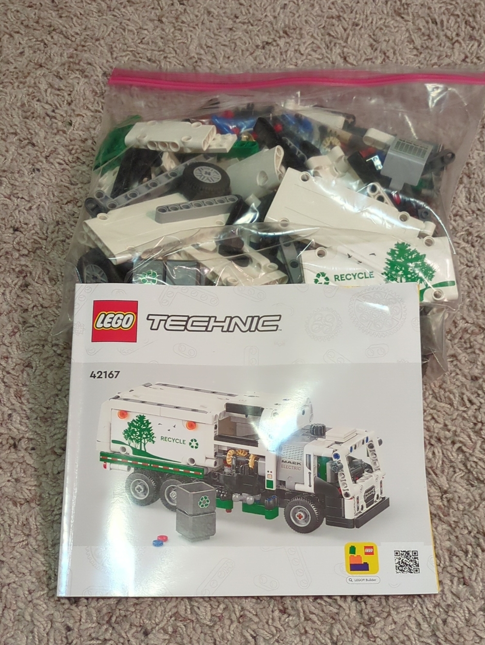 Lego 42167 - Technic Mack LR Electric Garbage Truck